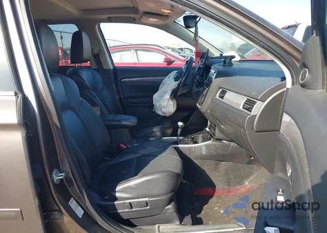 2019 Mitsubishi Outlander Sel z USA, uszkodzony, nr VIN JA4AZ3A31KZ006239